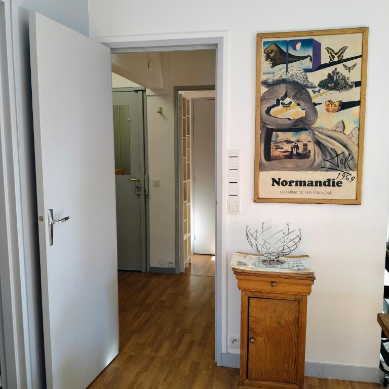 Grand appartement 3 pièces, terrasse au sud et mer à 80m - Two-Bedroom Apartment - 20