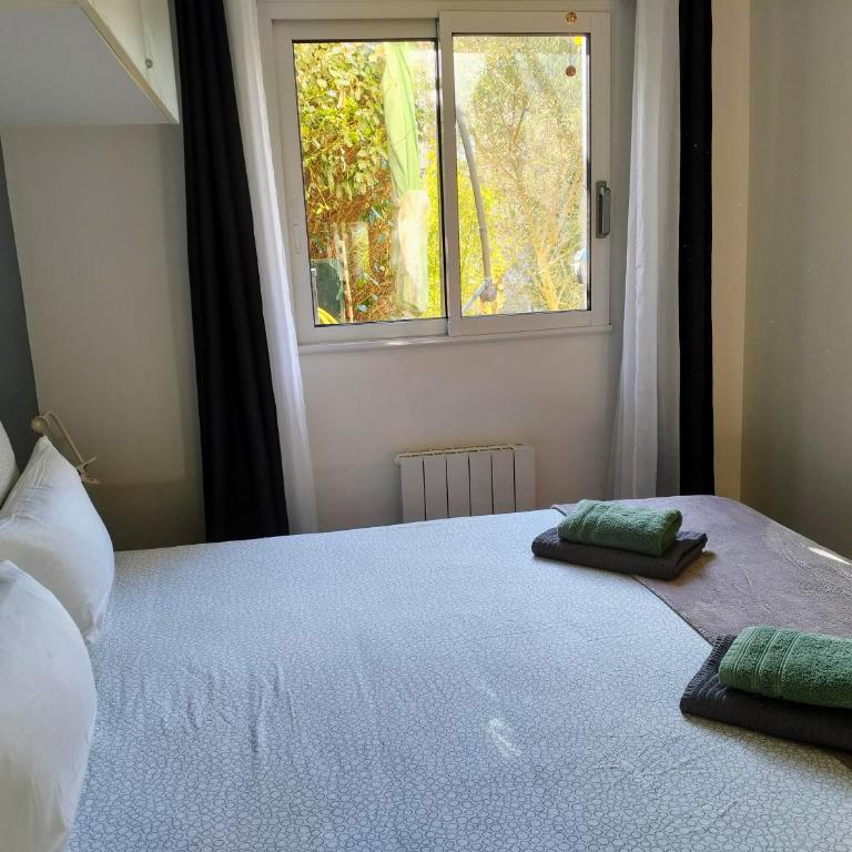 Grand appartement 3 pièces, terrasse au sud et mer à 80m - Two-Bedroom Apartment - 28