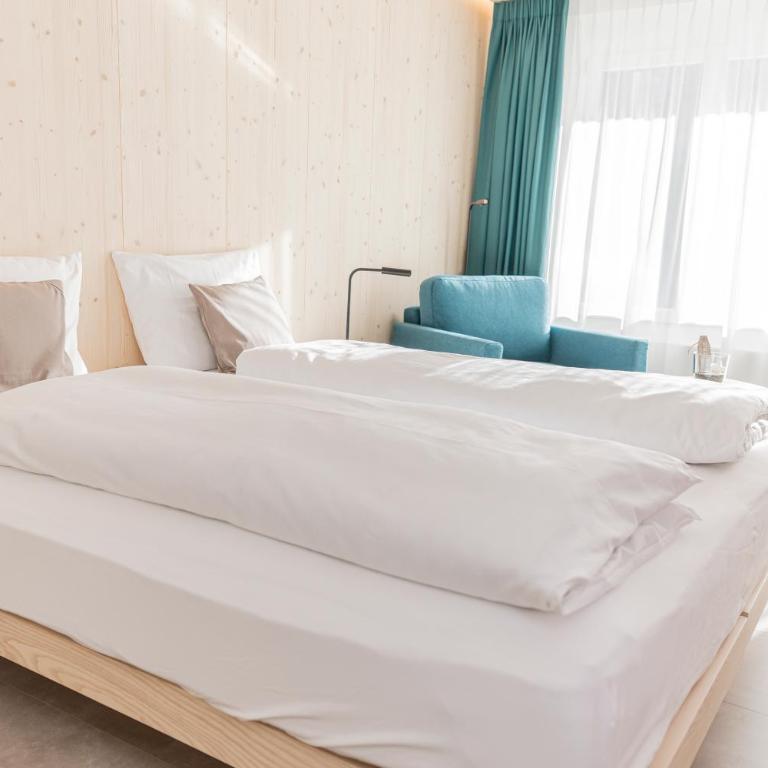 Hotel Seebüel - Superior Doppelzimmer mit Balkon - 4