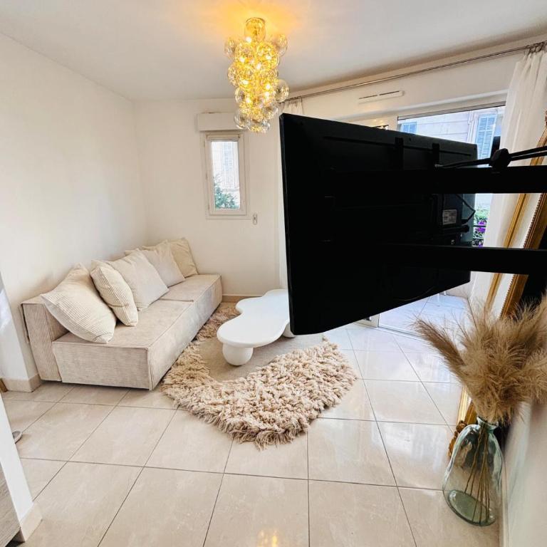 Superbe Studio TERRASSE-PARKING proche CROISETTE A0B200 - Studio avec Balcon - 18