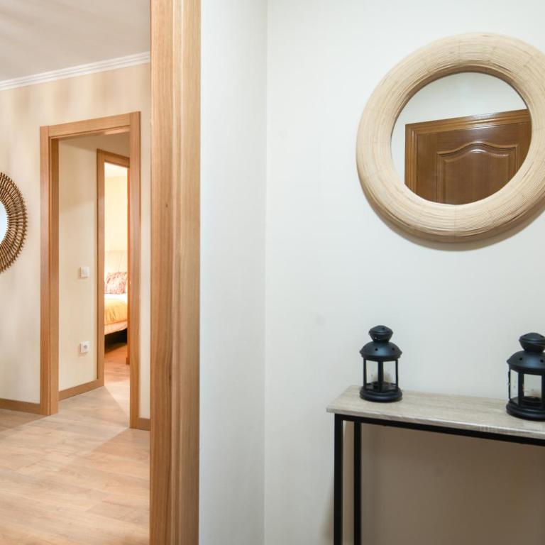 Apartamento 3 habitaciones a 10 min de la playa y del centro VUT-6228-AS - Three-Bedroom Apartment - 5