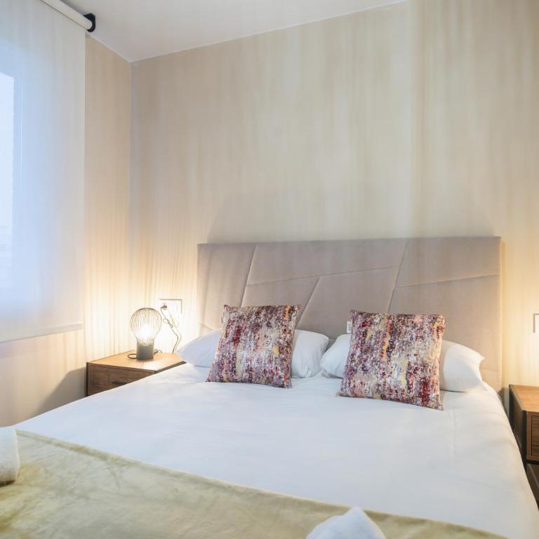Apartamento 3 habitaciones a 10 min de la playa y del centro VUT-6228-AS - Three-Bedroom Apartment - 9