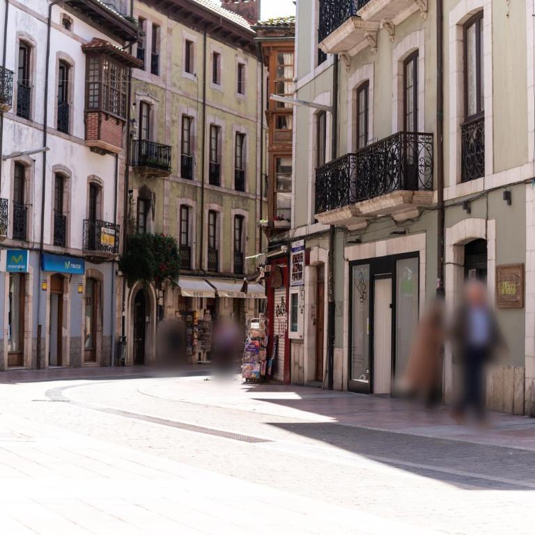 Apartamento 3 habitaciones a 10 min de la playa y del centro VUT-6228-AS - Three-Bedroom Apartment - 35