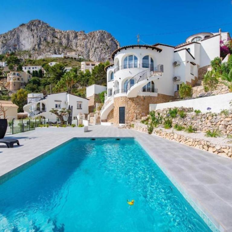 Luxury Villa with Stunning Mediterranean and Calpe - Villa de 3 dormitorios - 10