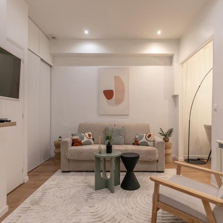 MBA - Courcelles - Splendide Appartement - Appartement 1 Chambre - 22