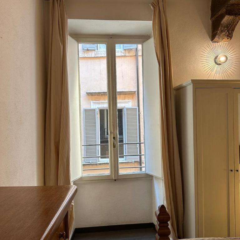 Piazza NAVONA - CAMPO dei FIORI - Appartamento con 1 Camera da Letto - 3