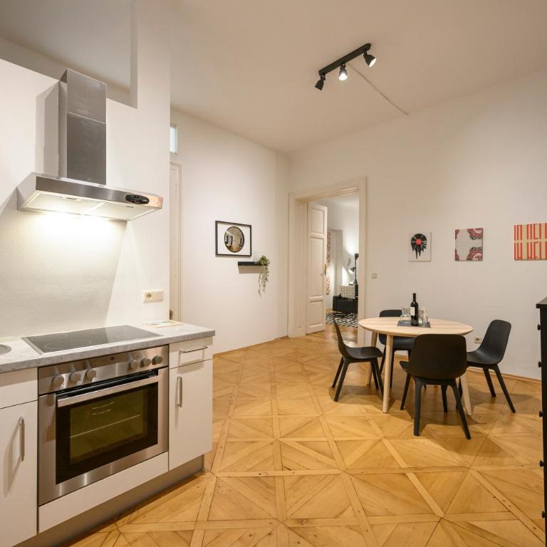 Spacious apartment in Graz for 6 people - Classic Apartment - 25