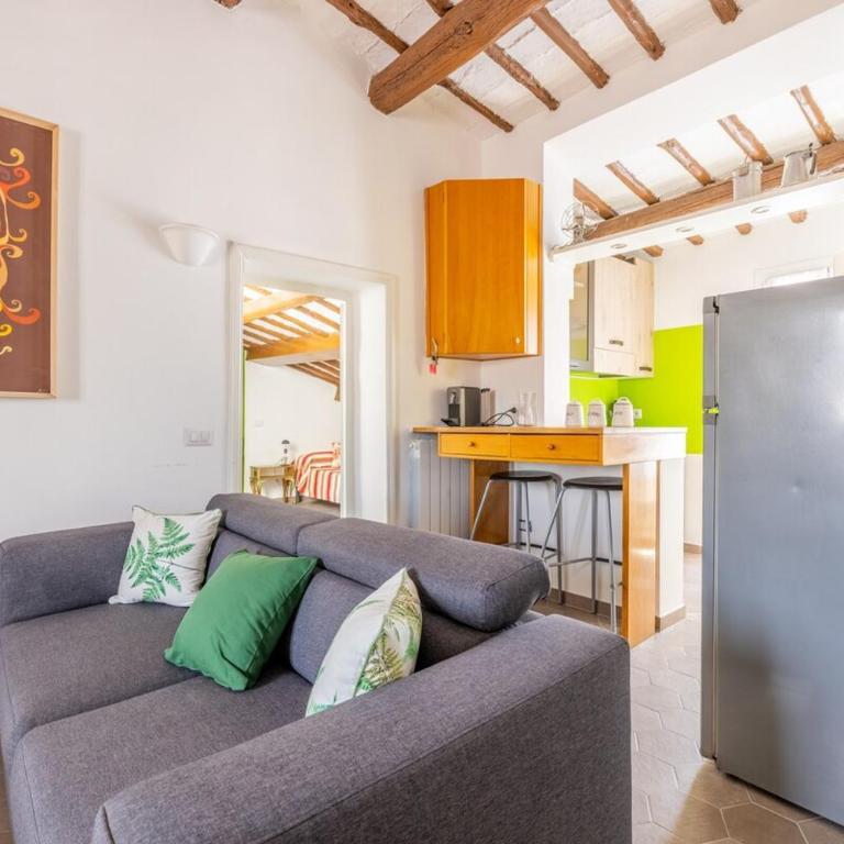 Fascinating attic - up to 2 guests - Trastevere - Appartamento con 2 Camere da Letto - 4