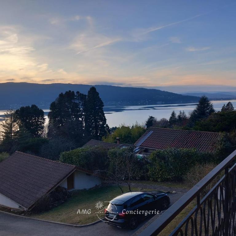 Le Panorama du Lac - Vue Splendide ! - à 3mn du Lac - Appartement 3 Chambres - Vue sur Lac - 23