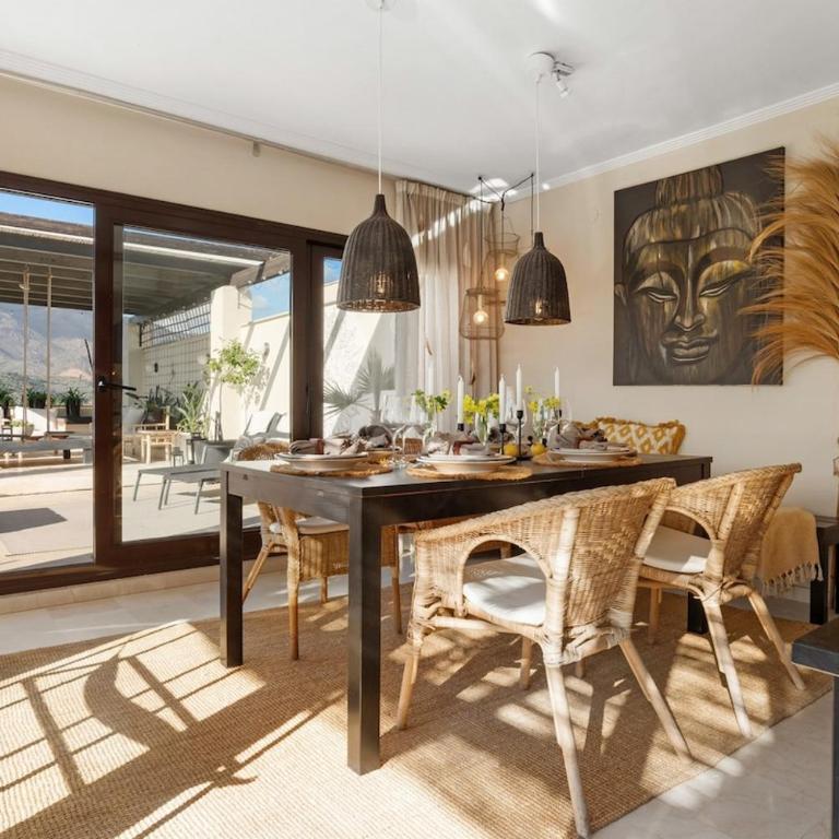 Penthouse Bali Ref #94 - Three-Bedroom Apartment with Sea View - 12