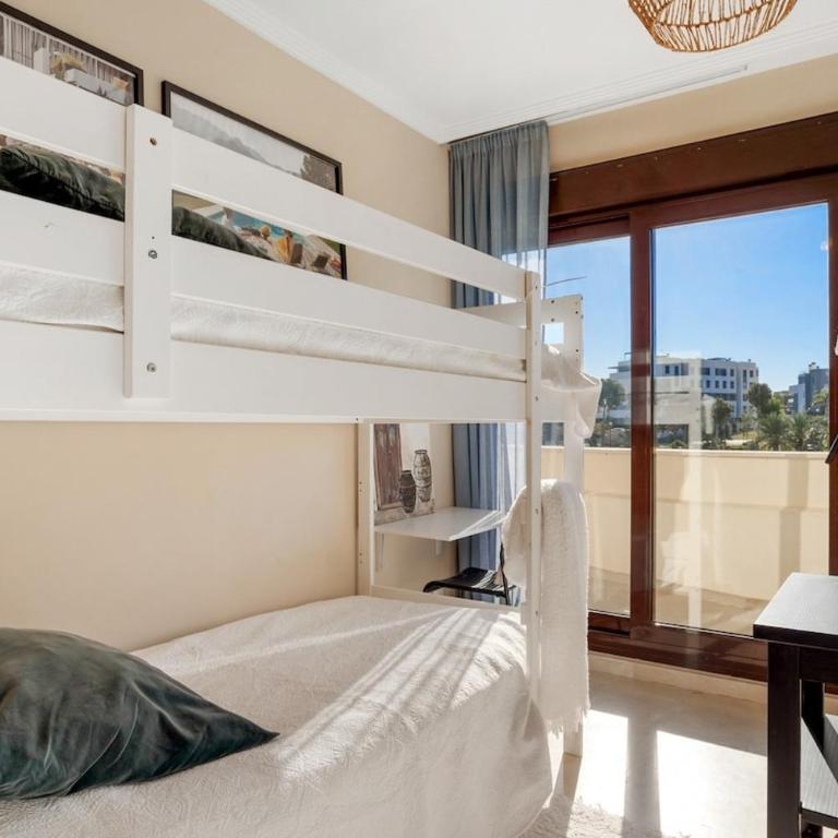 Penthouse Bali Ref #94 - Three-Bedroom Apartment with Sea View - 28