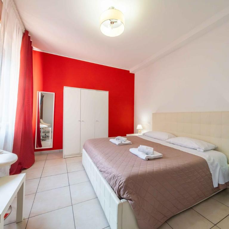GuestHouse127 - Double Room with Private Bathroom - 3