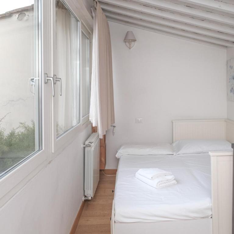 Borgo Flat 3 Floor View - Two-Bedroom Apartment - 17