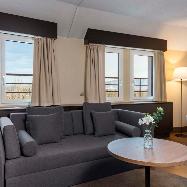 NH Geneva Airport Hotel - Junior Suite - 1