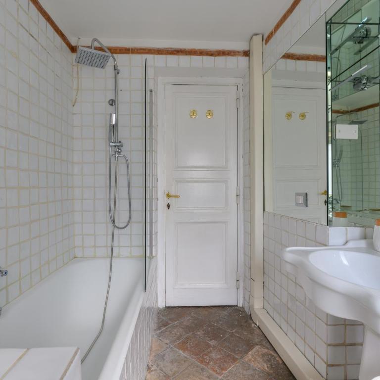 Historic Center - Navona Luxe Haven - Elevator, Soundproof & Netflix - Apartment mit 2 Schlafzimmern - 24