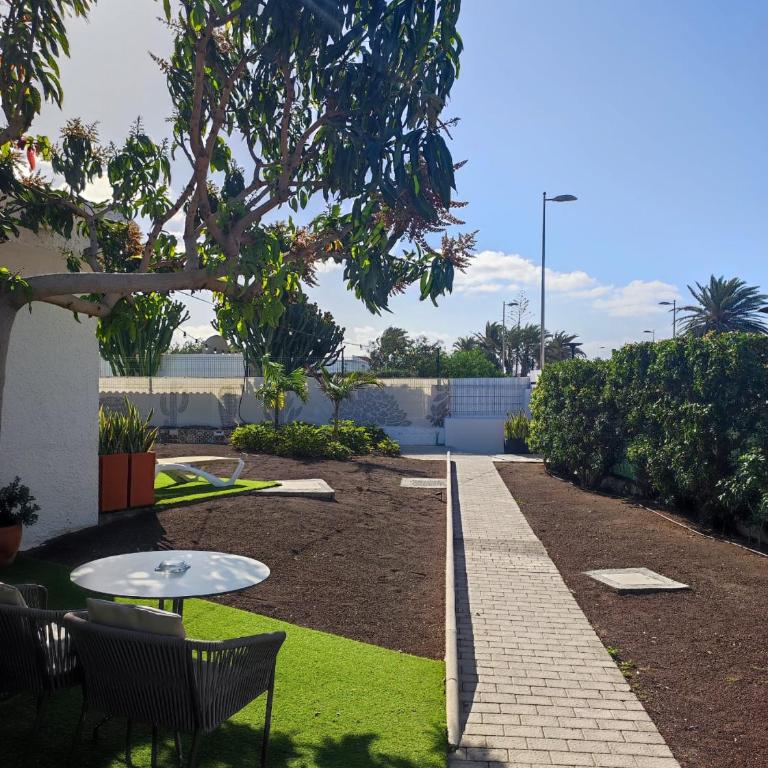 Bungalows Doña Rosa - Estudio con vistas al jardín - 1