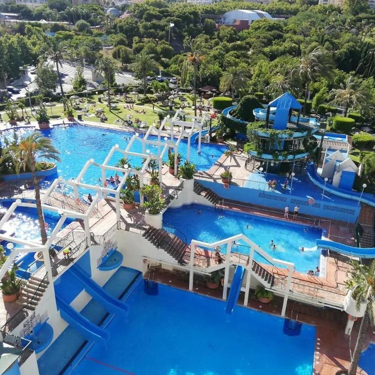 Benalbeach Loft Garden and Sea View - One-Bedroom Apartment - 23