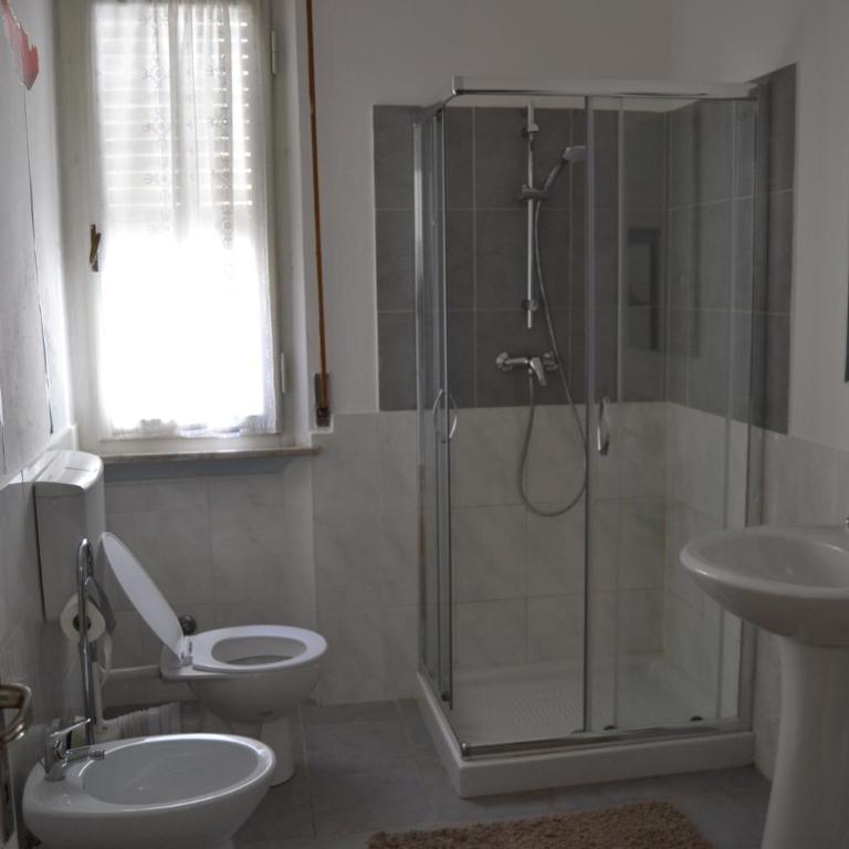 Night & Day - Camera Matrimoniale Standard con Bagno in Comune - 18