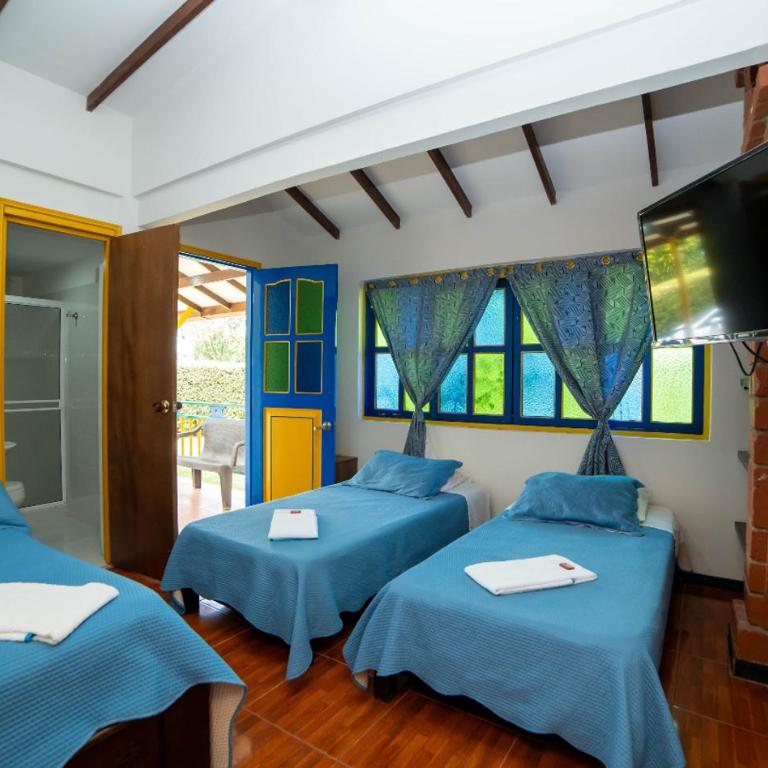 Finca cerca al parque del café - Eight-Bedroom House - 2