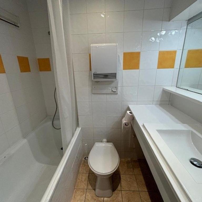 Studio cosy avec balcon, accès direct aux pistes, Wi-Fi gratuit - FR-1-449-51 - Monolocale - 6
