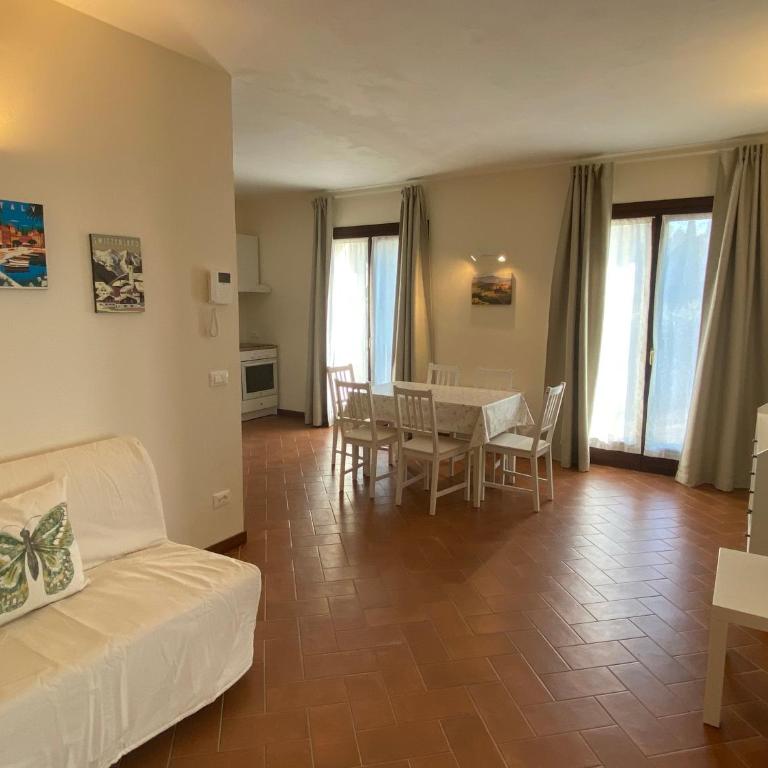 Residenza Cipressi e Olivi - VeronaInflat - Two-Bedroom Apartment - 6