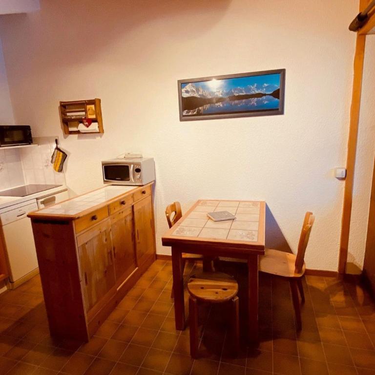 Appartement calme 2 pièces avec balcon et garage, proche des pistes - La Clusaz, Vallée des Aravis - FR-1-459-80 - Appartamento (4 Adulti) - 6