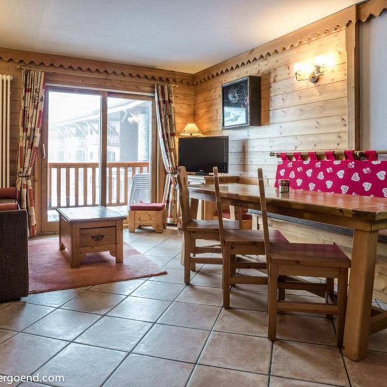 Appartement 4 pièces avec balcon, piscine et vue pistes, pour 6 pers. à Arc 1800 - FR-1-352-38 - Appartement (6 Adultes) - 1