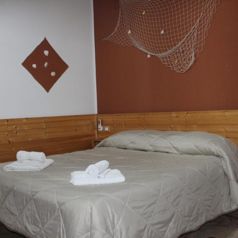 Nettuno Rooms - Camera Quadrupla con Vista Mare - 4