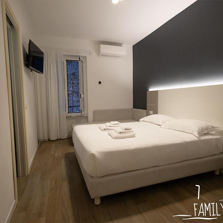 Albergo Augusta B&B - Camera Familiare Standard - 2