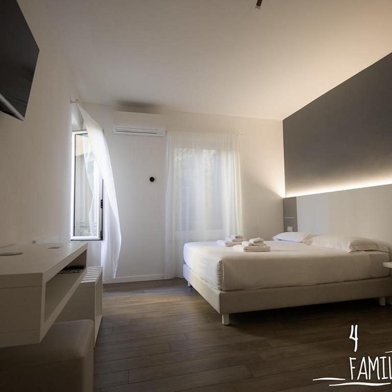 Albergo Augusta B&B - Camera Familiare Superior - 2