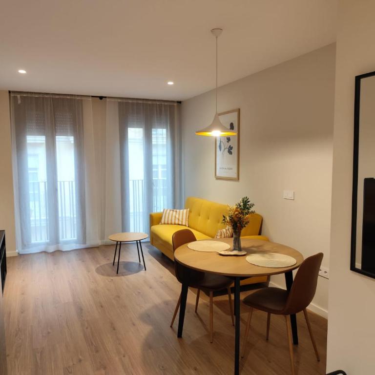 Bazan51 1 - One-Bedroom Apartment - 6