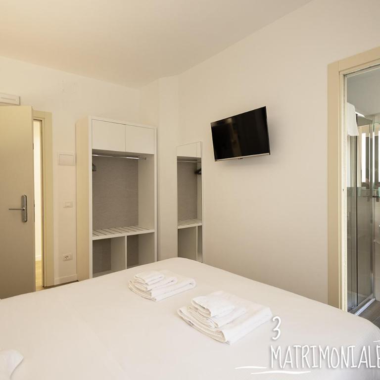 Albergo Augusta B&B - Camera Matrimoniale Standard - 5