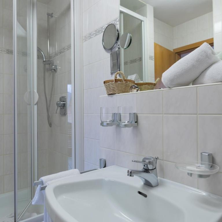 Gästehaus Rosenblüh - Apartment mit 1 Schlafzimmer - 3