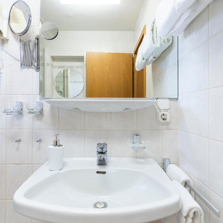 Gästehaus Rosenblüh - Apartment mit 1 Schlafzimmer - 7