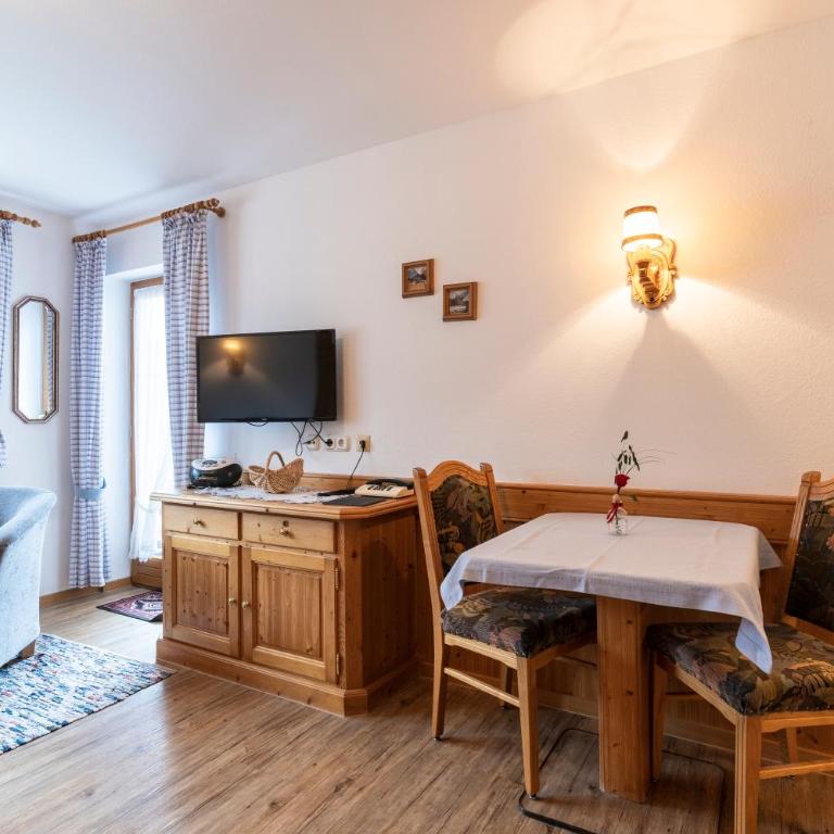 Gästehaus Rosenblüh - Apartment - 3
