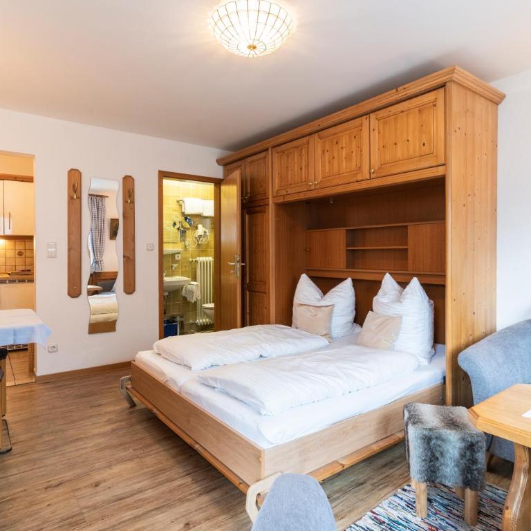 Gästehaus Rosenblüh - Apartment - 8