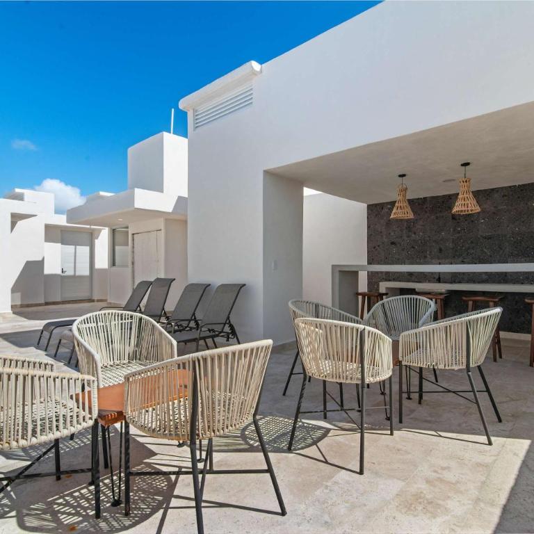 Aldea Zama Luxury 2-BR Apt with Pool & Gym - Apartment - 24