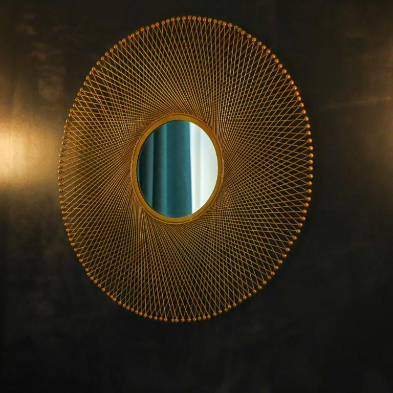 Hotel Aux Sacres Reims, Centre Historique - Suite - 1