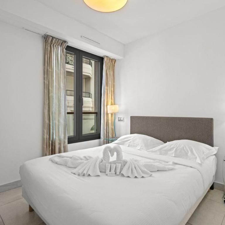 VIP 2 chambres, 2 salles de bain et 2 WCs Palais des Festivals Croisette - Appartement 2 Chambres - 22