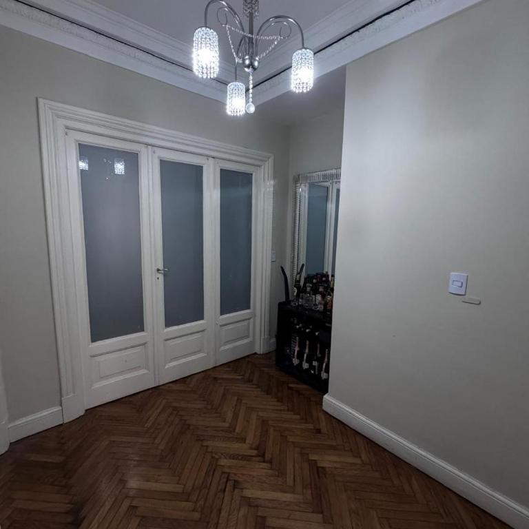 Gran departamento en pleno corazon de buenos aires - Apartamento de 3 dormitorios - 8