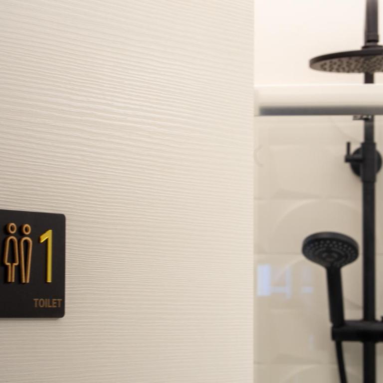 Una stanza alPigneto - Camera Tripla con Bagno Privato Esterno - 10