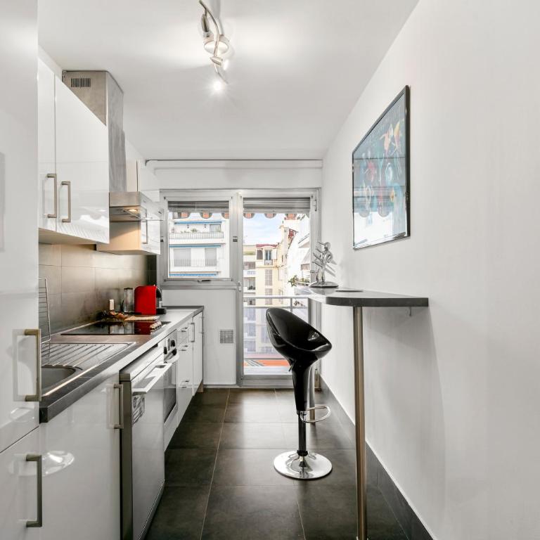 Suite Prestige FSHH - Appartement 1 Chambre avec Terrasse - 11