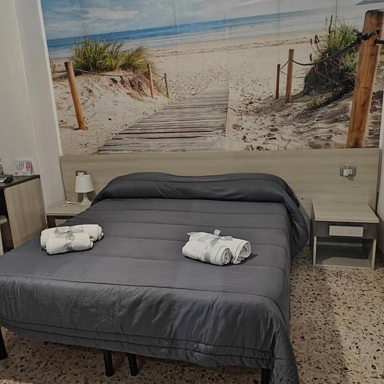 Nettuno Rooms - Camera Doppia con Letti Singoli con Bagno Privato - 3