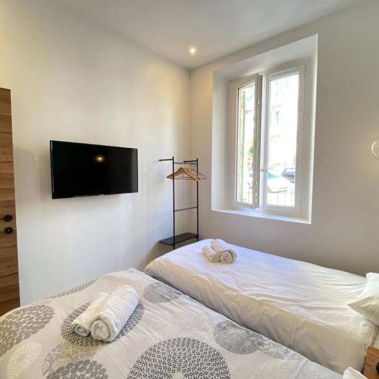 New apartment in Forville with balcony - Appartement - 12