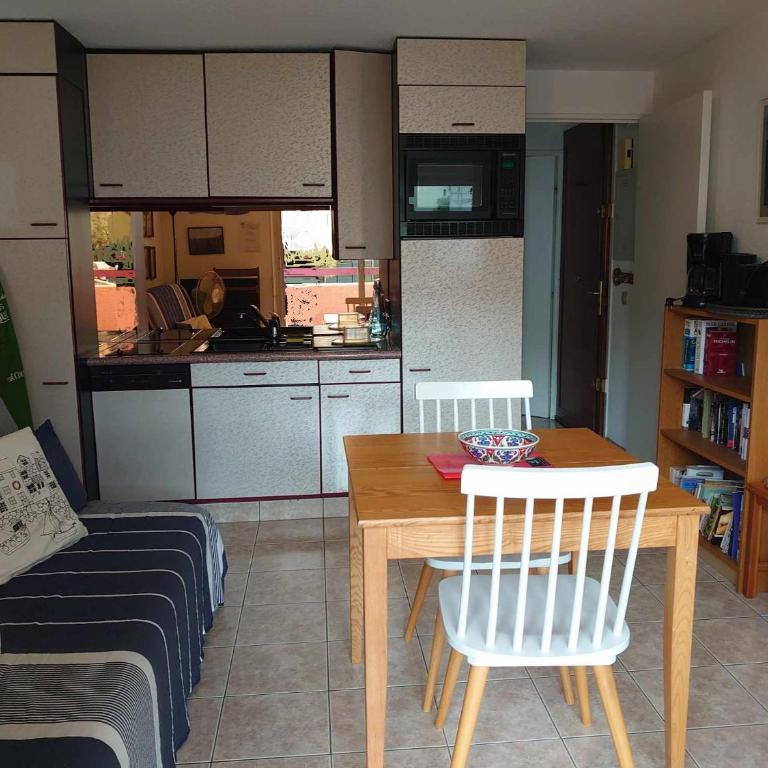 4DOM11 Appartement avec terrasse et parking, proche plage - Apartment mit 2 Schlafzimmern - 6