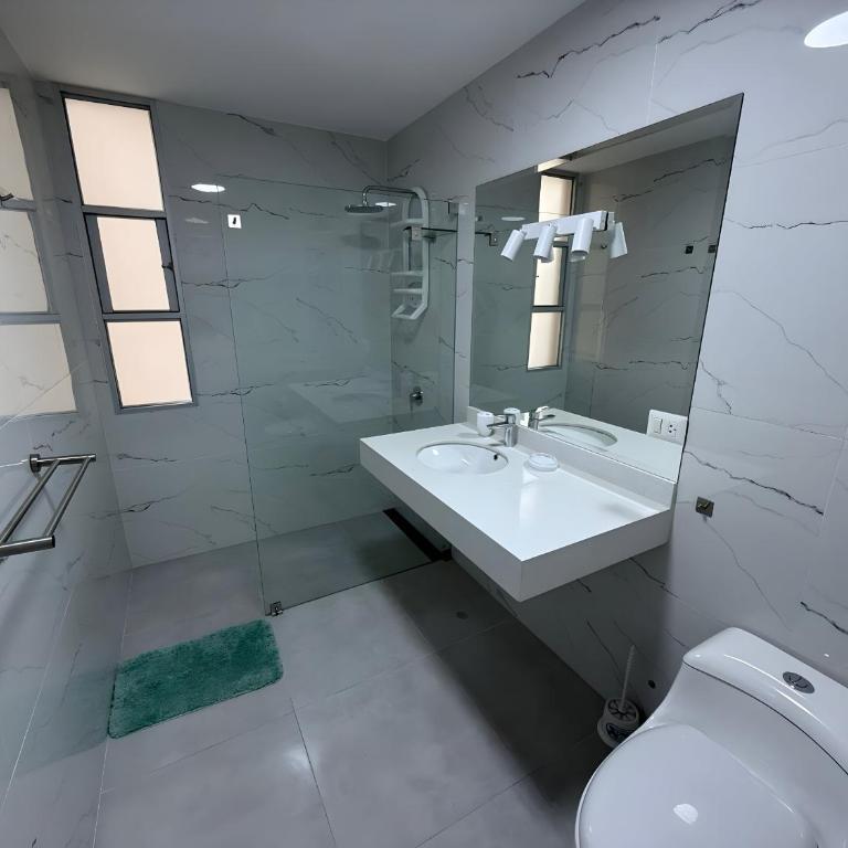 Dpto Benavides la paz miraflores - Apartment - 10