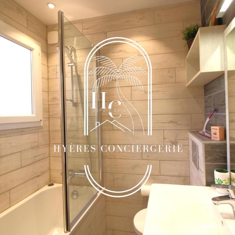 Duplex au coeur du Port d'Hyères- Plages Parking BY HC - Apartment mit 2 Schlafzimmern - 16