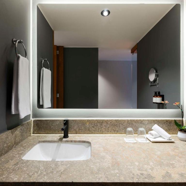 Avani Royal Zona T Bogotá Hotel - Habitación Doble Estándar - 7