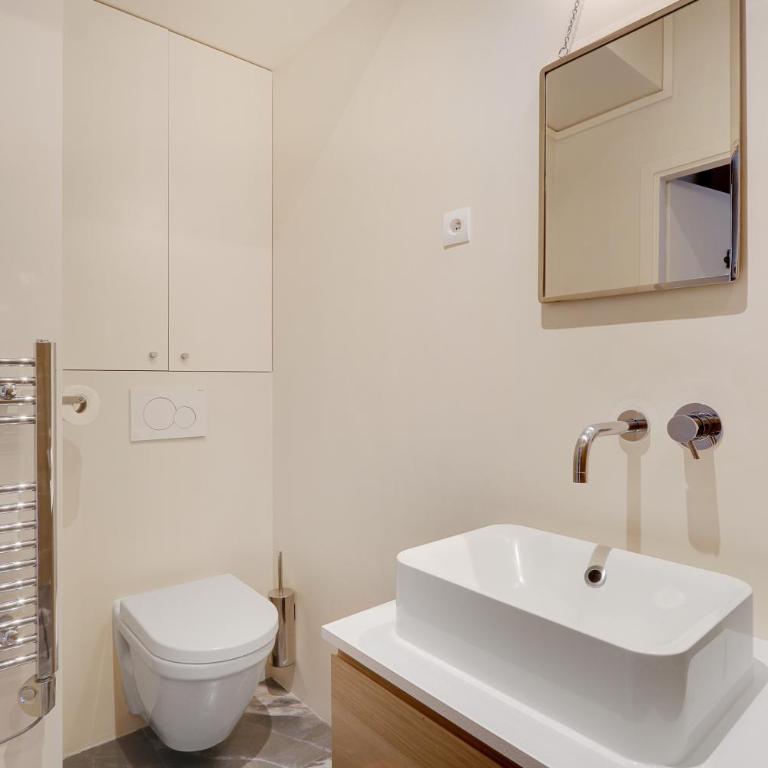 Pick A Flat's Apartments in Madeleine - Rue Tronchet - Appartement 3 Chambres - 22