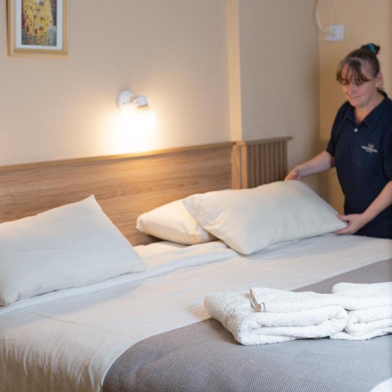 Hotel Mediterraneo - Habitación Doble - 1 o 2 camas - 8